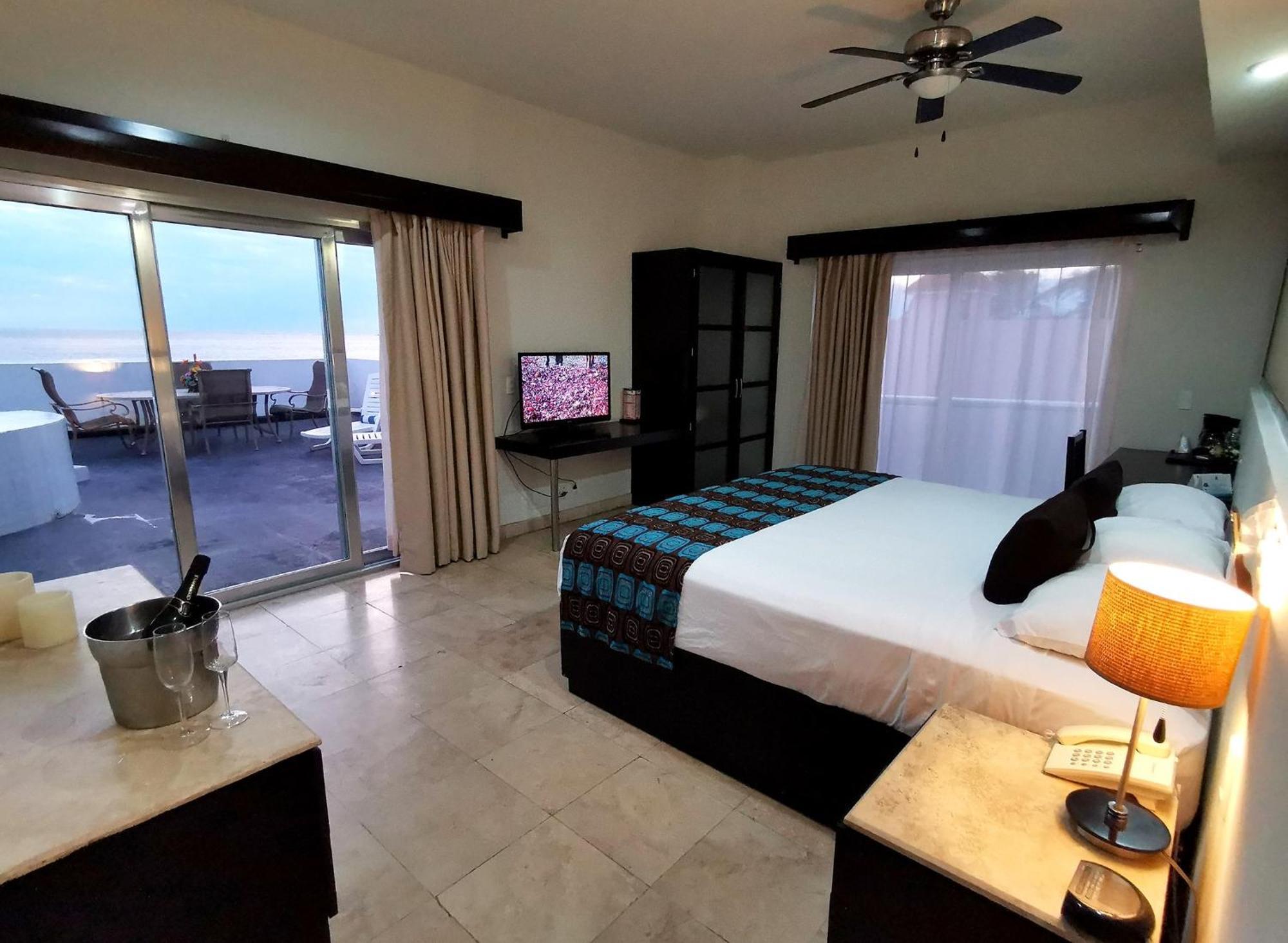 Coral Island Beach View Hotel Mazatlan Ngoại thất bức ảnh